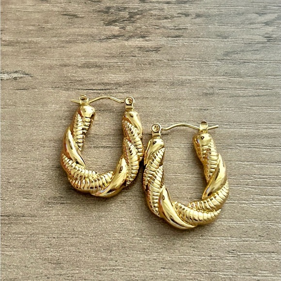18K Gold Plated Twisted Hoop Earrings-New! - Picture 2 of 5